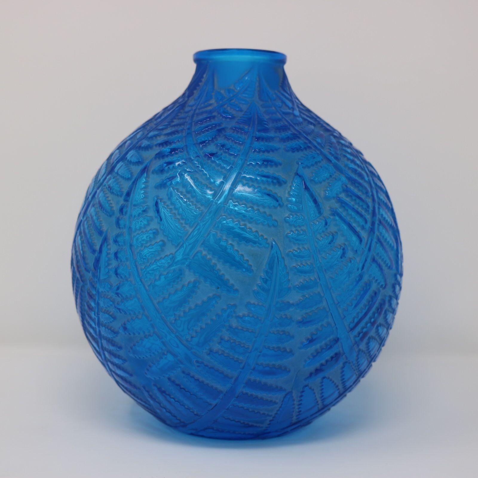 Art Deco Rene Lalique Electric Blue Glass Espalion Vase For Sale