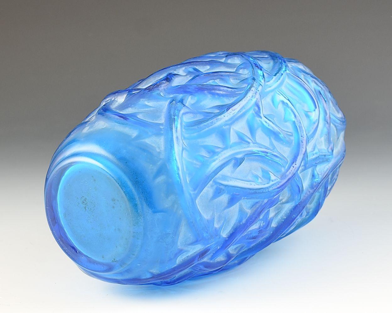 Rene Lalique Vaso RONCES BLU ELETTRICO C.1921 In condizioni ottime in vendita a Stourbridge, West Midlands