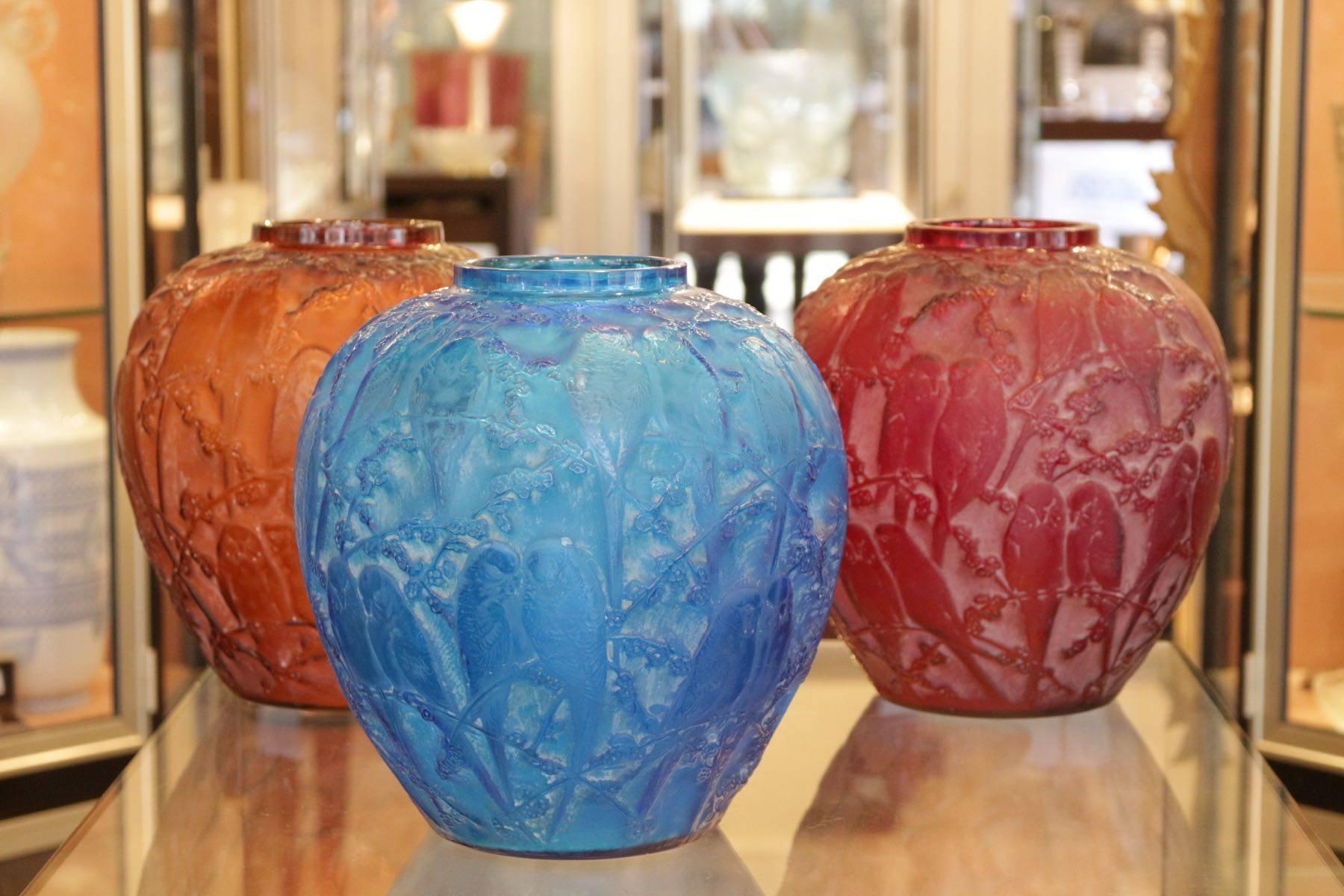 Art Glass Rene Lalique Electric Blue Vase 