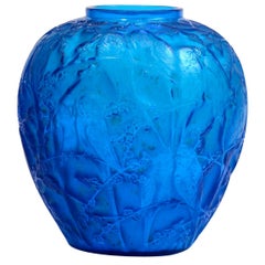 Rene Lalique Electric Blue Vase "Perruches"