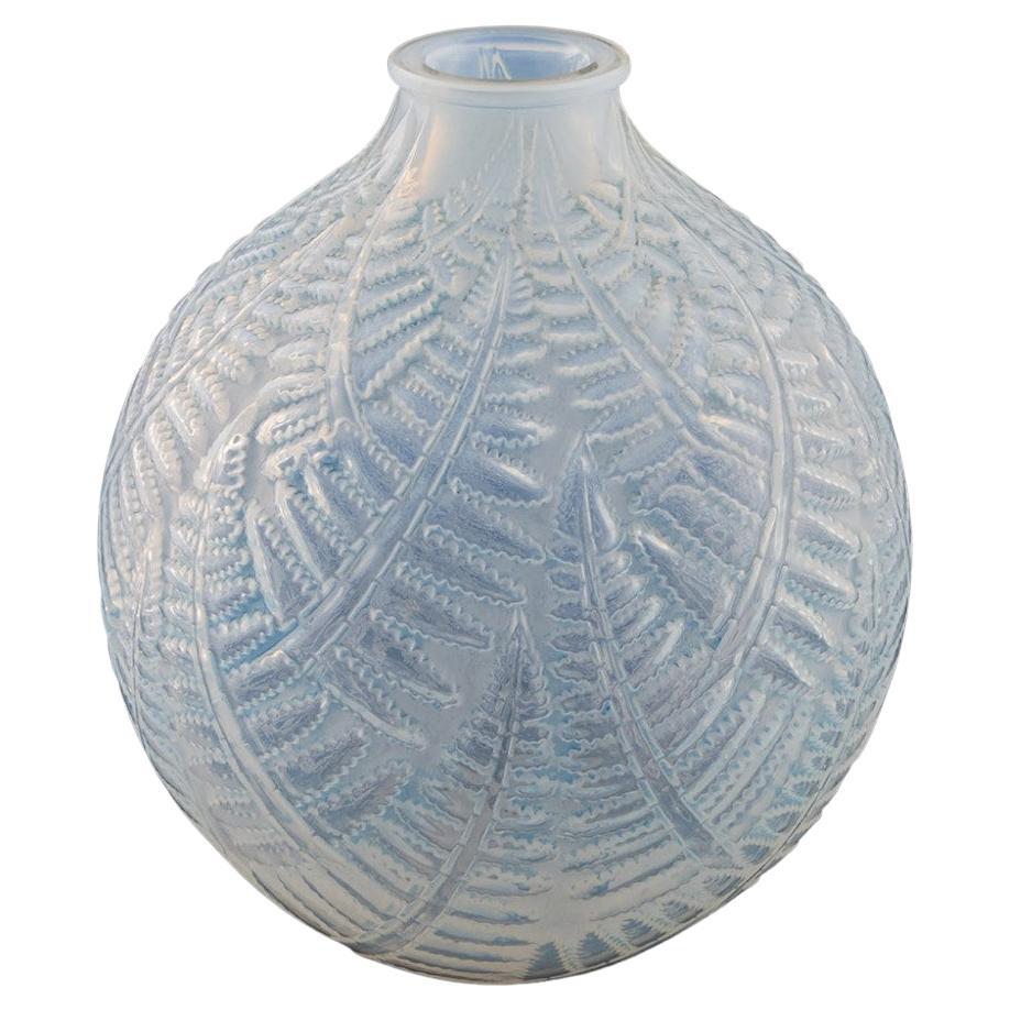 Rene Lalique Espalion or Fougères Opalescent Glass Vase, Designed, 1927