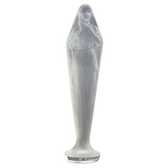 Antique Rene Lalique figurine mains jointes seal c1920