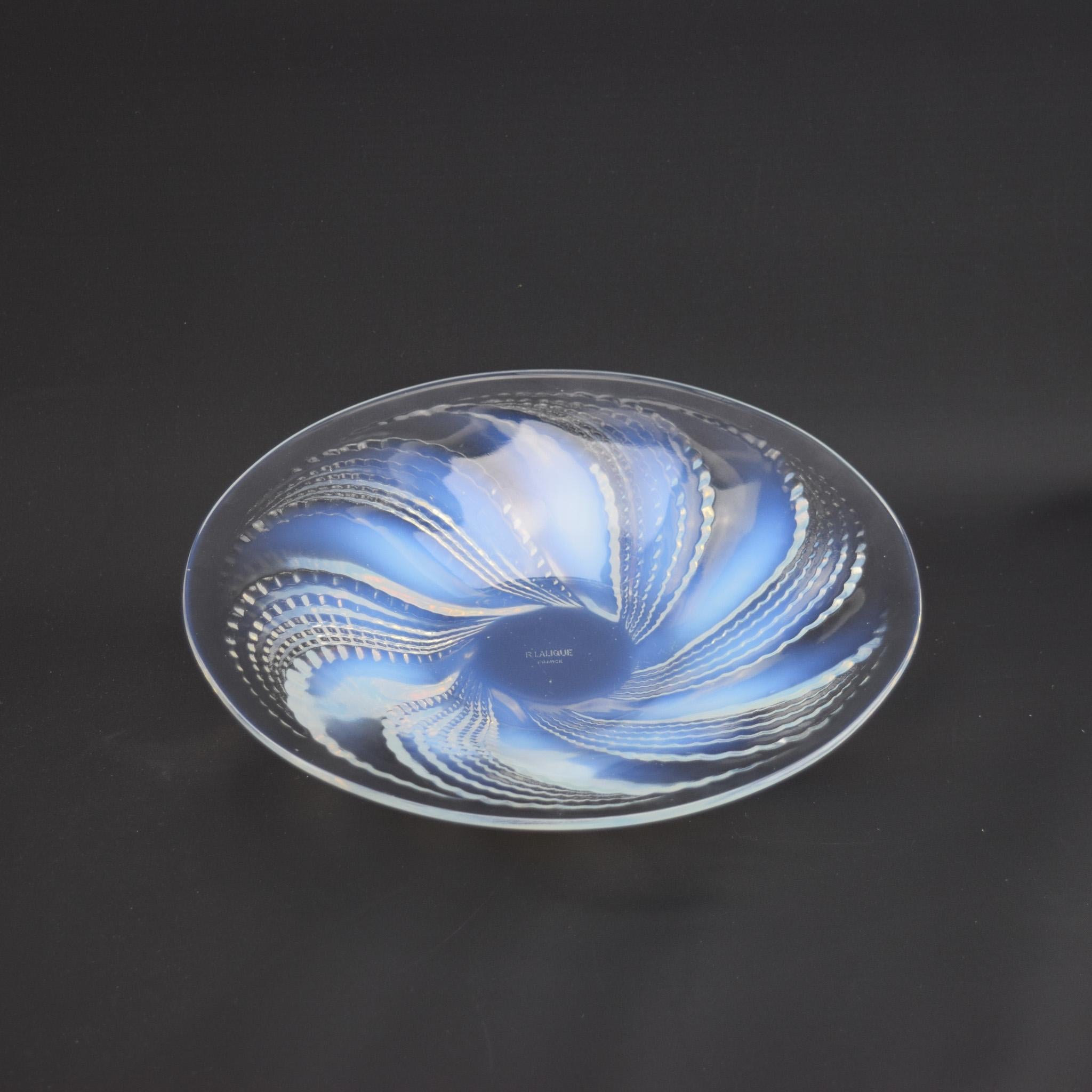 Art Deco Rene Lalique Fleurons coupe plate C1935 For Sale