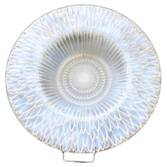 René Lalique - Coupe modèle Flora Bella Période Art Déco En verre opalescent