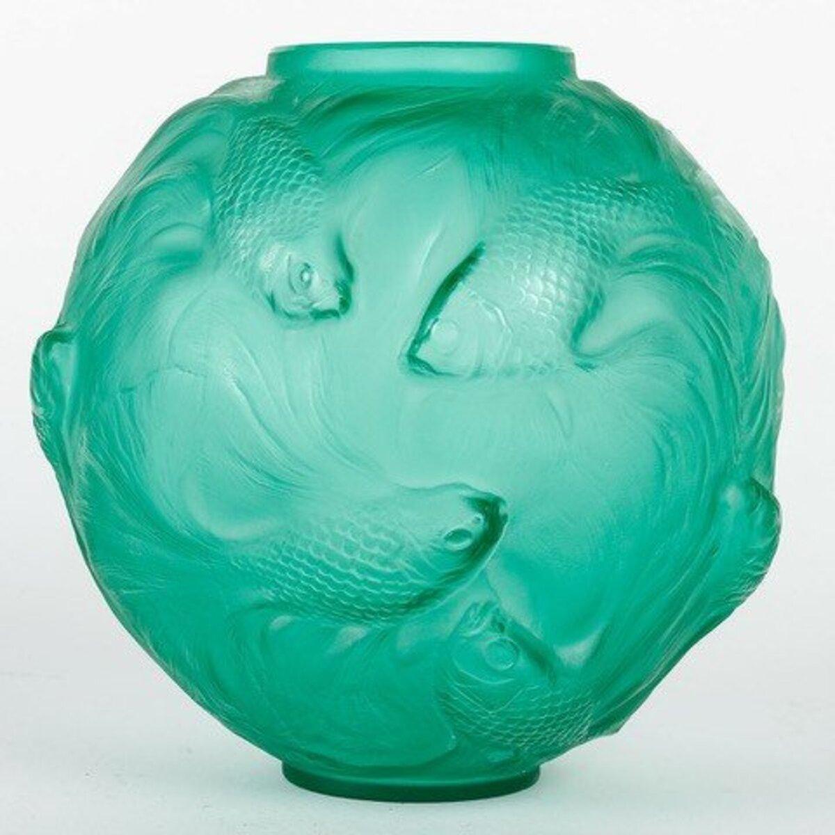 20th Century René Lalique - Formose Vase, green tinted 1924 . For Sale