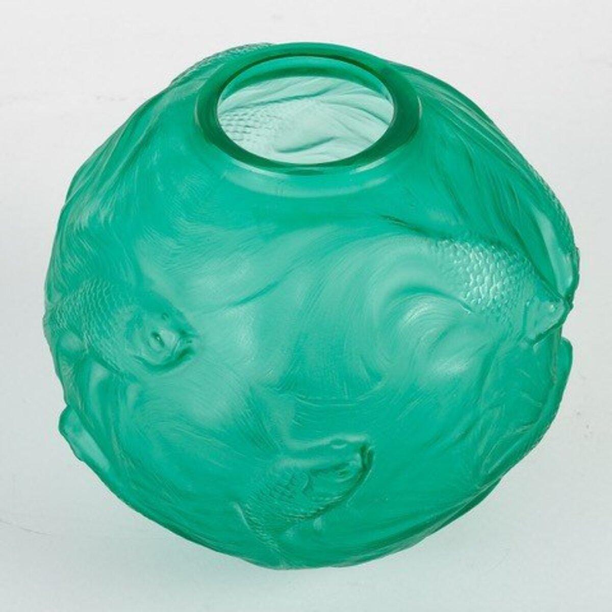 René Lalique - Formose Vase, green tinted 1924 . For Sale 1