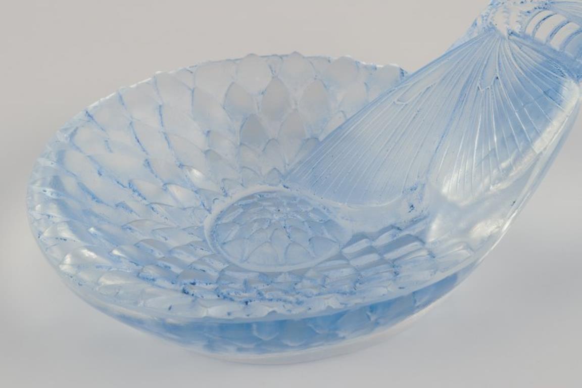 Verre d'art René Lalique, France. Coupe 