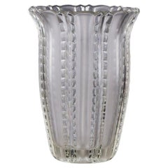 René Lalique, Francia. Gran jarrón de cristal Art Déco. Ca 1930