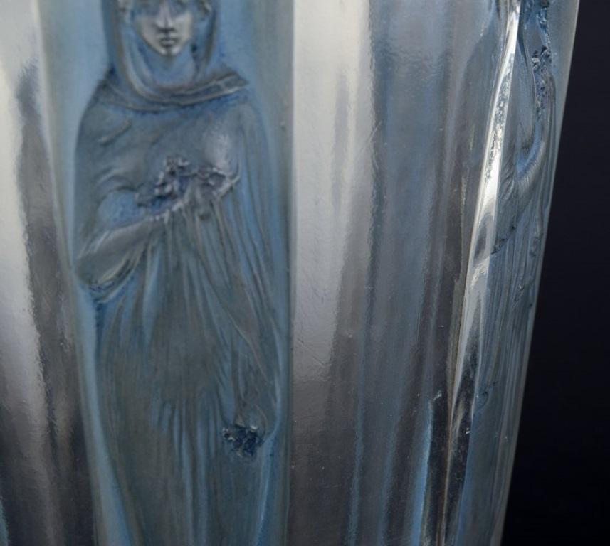 Vetro artistico René Lalique, Francia. Vaso grande 