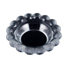 René Lalique, Frankreich. Schale „Pornic“ aus Kunstglas mit Muschelmuster