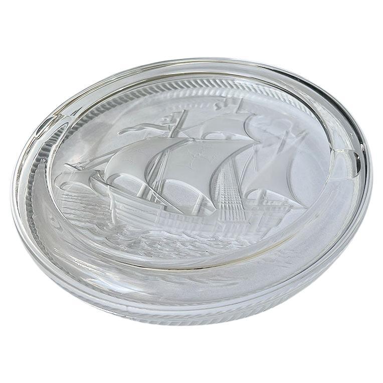 20th Century René Lalique Frosted Crystal Ashtray or Trinket Dish with Maritime Ship Motif For Sale