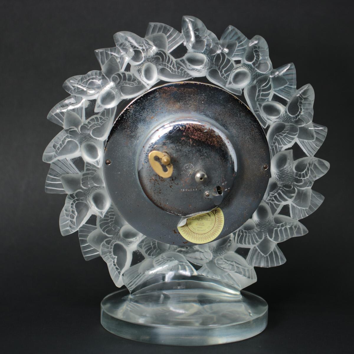 Art Deco René Lalique Frosted Glass Roitelets Clock For Sale