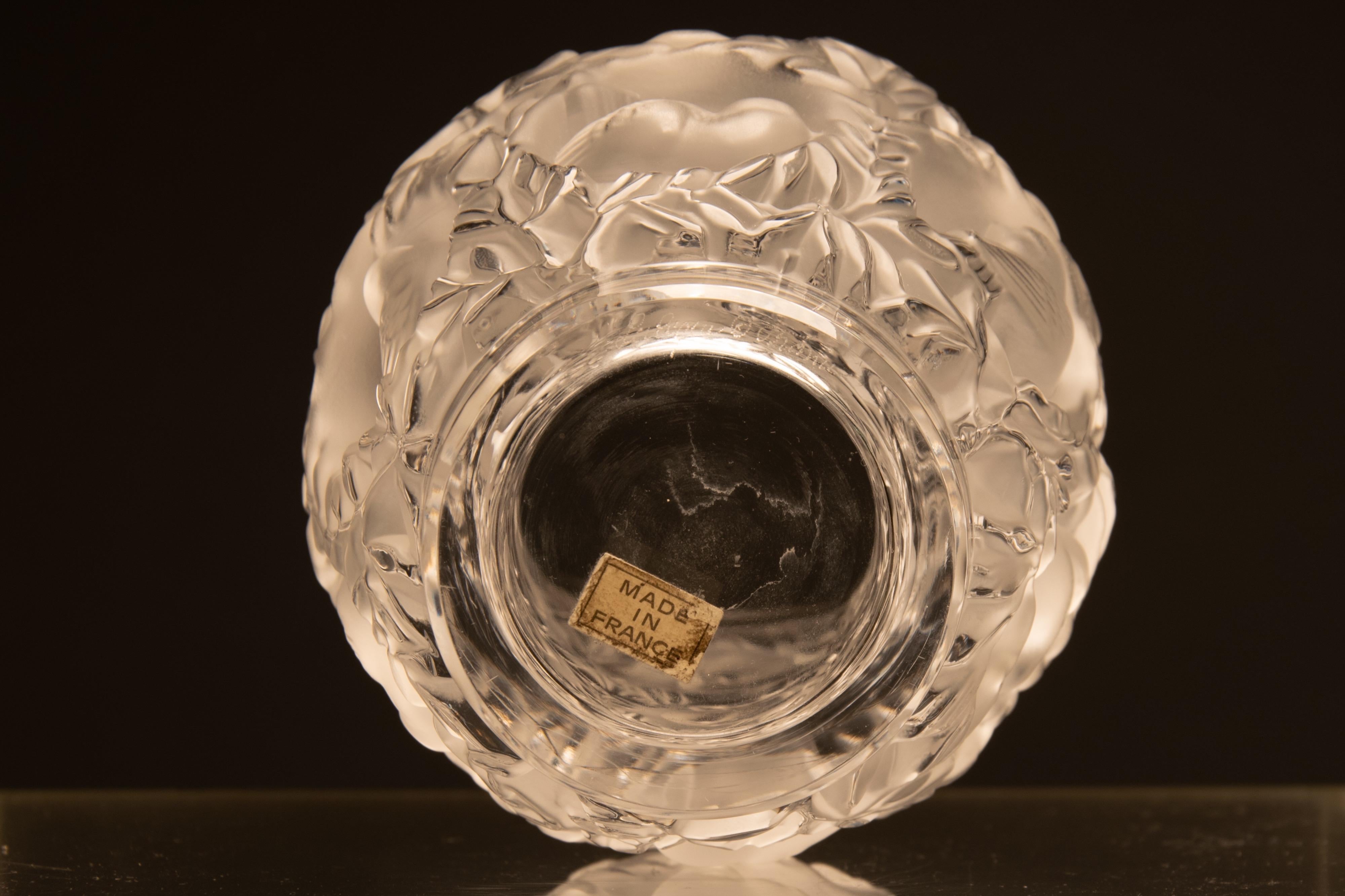 René Lalique Frosten Mold-Blown Glass Vase Bagatelle 4