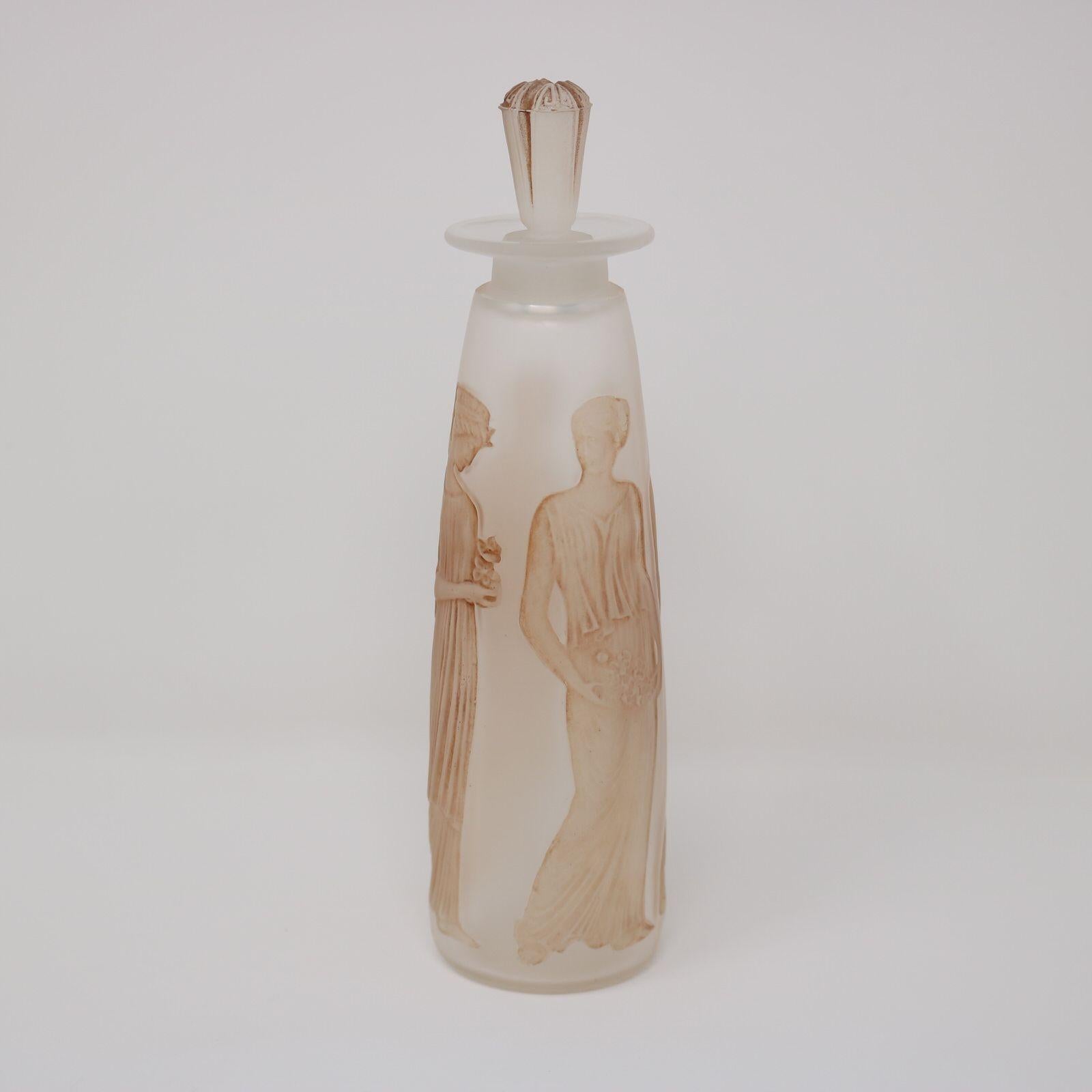 Vetro Rene Lalique Glass Ambre Antique Perfume Bottle in vendita