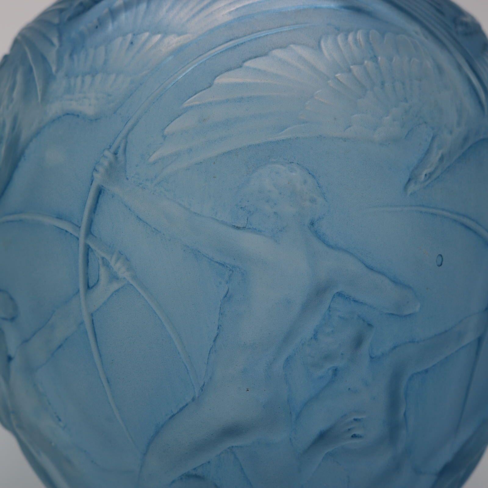 Rene Lalique Glass Archers Vase, Blue Stained 4