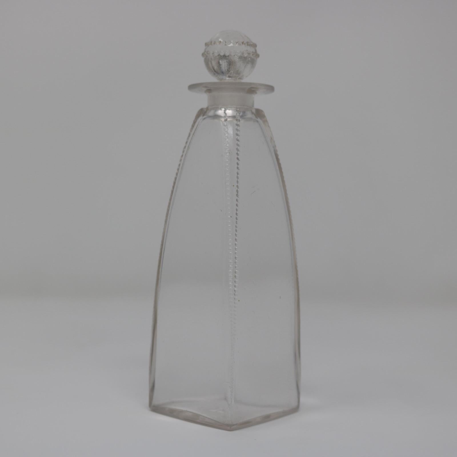 Bottiglia di profumo Arys 'Rien Que Du Bonheur' in vetro di Rene Lalique In condizioni buone in vendita a Chelmsford, Essex
