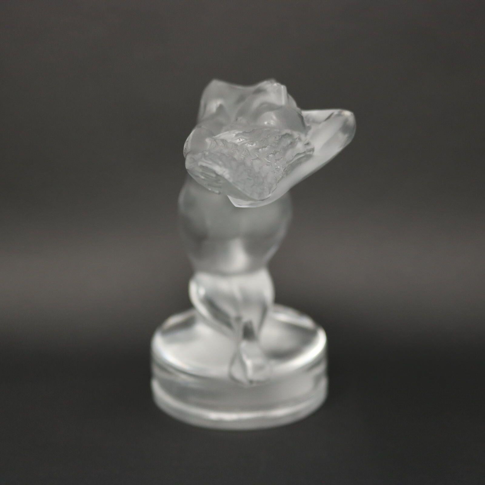 Rene Lalique - Mascot de voiture chrysolique en verre en vente 1