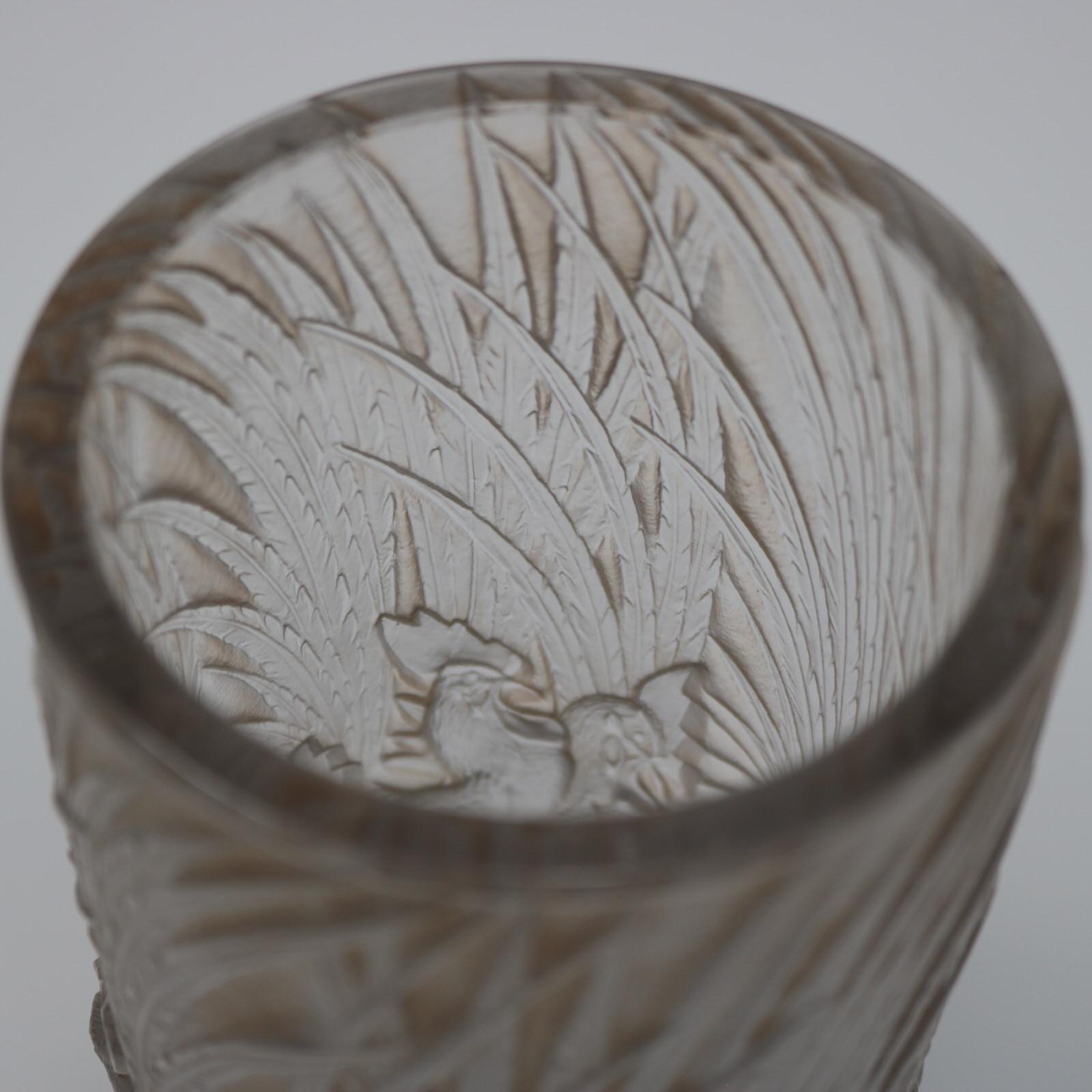 Rene Lalique Glass 'Coqs Et Plumes' Vase For Sale 6