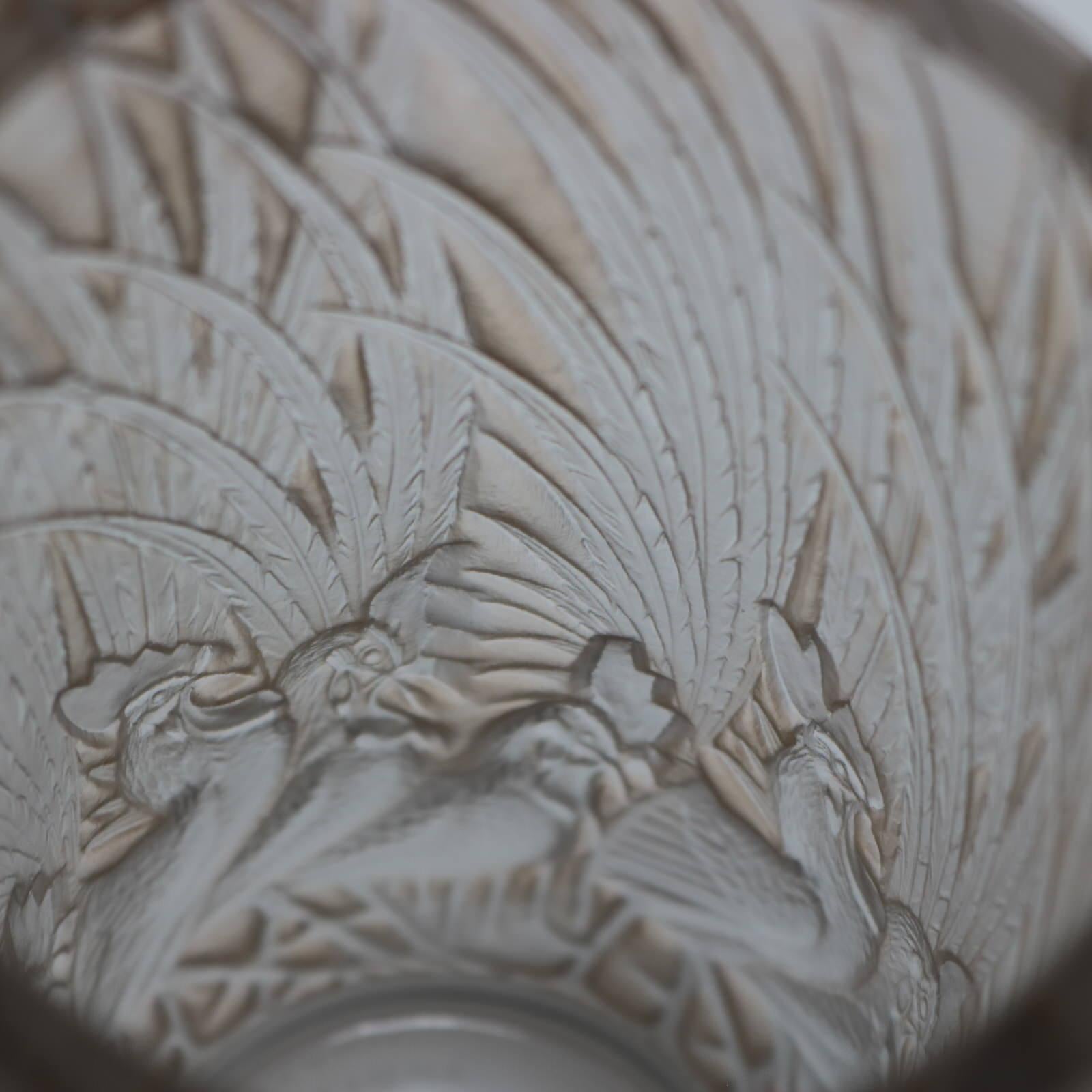 Rene Lalique Glass 'Coqs Et Plumes' Vase For Sale 4