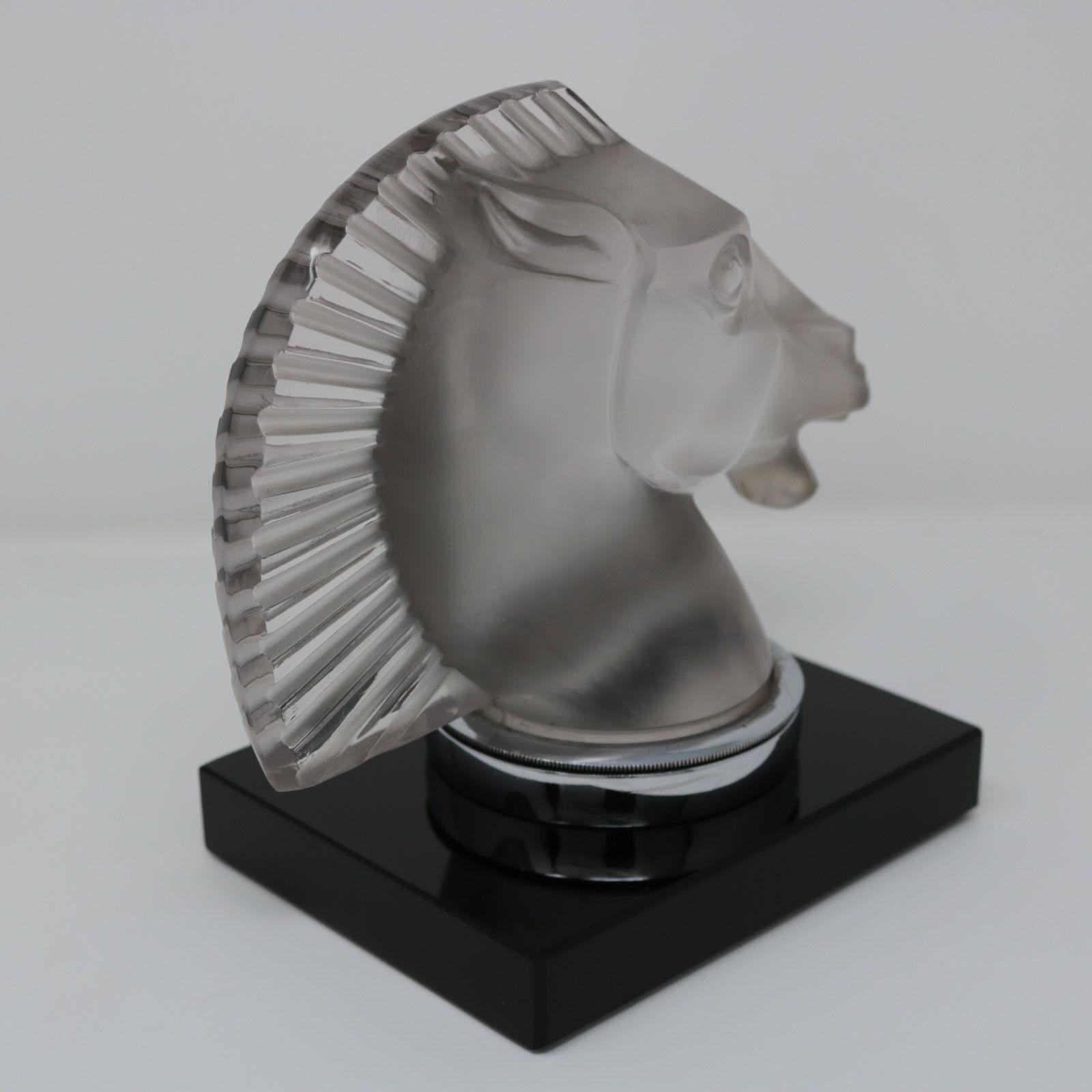 Mascota de cristal René Lalique 