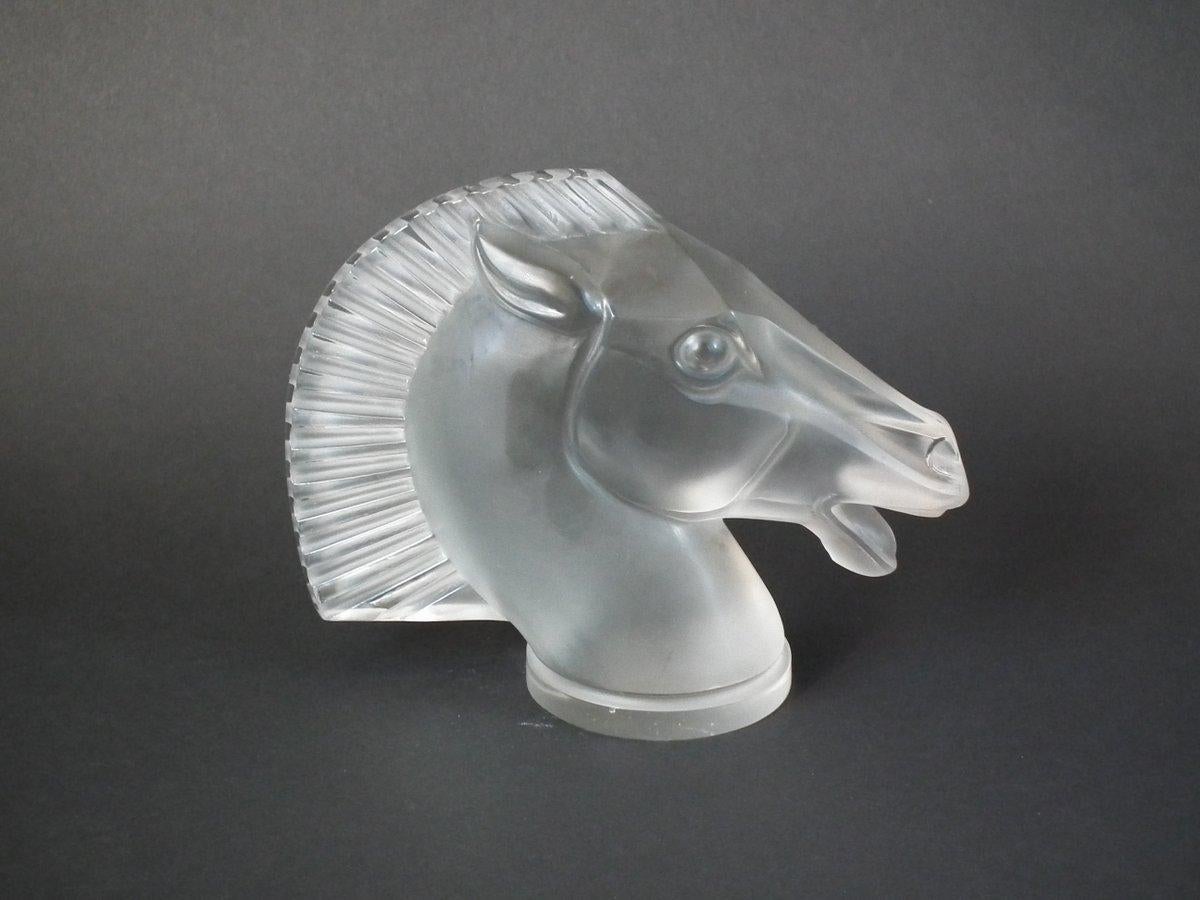 René Lalique Glass 'Longchamp B' Horse Head Mascot In Good Condition In Chelmsford, Essex