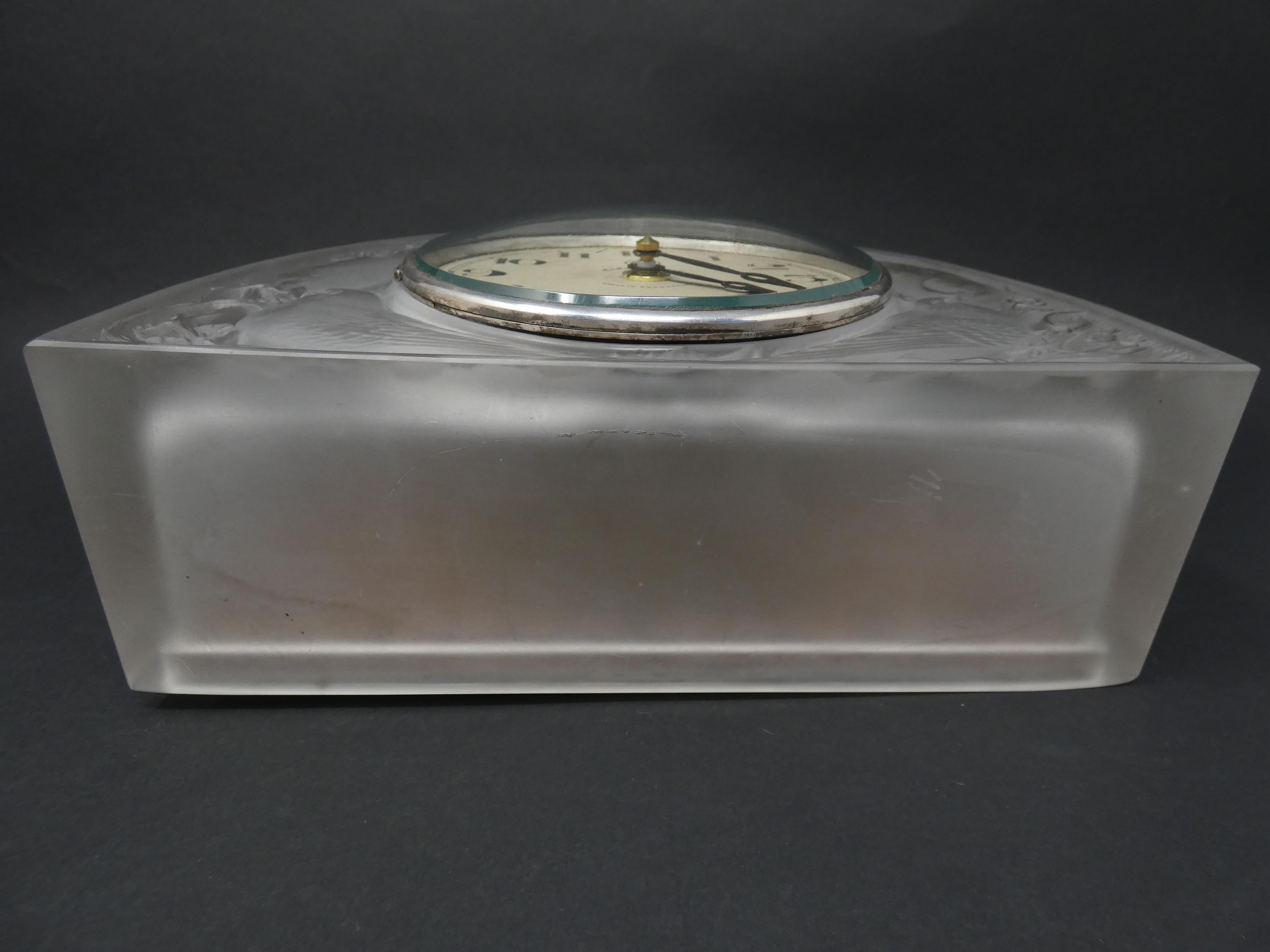 René Lalique Glass 'Moineaux' Sparrows Clock For Sale 3