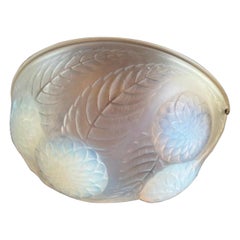 René Lalique glass opalescent sign wall light ART DÉCO , France 1921