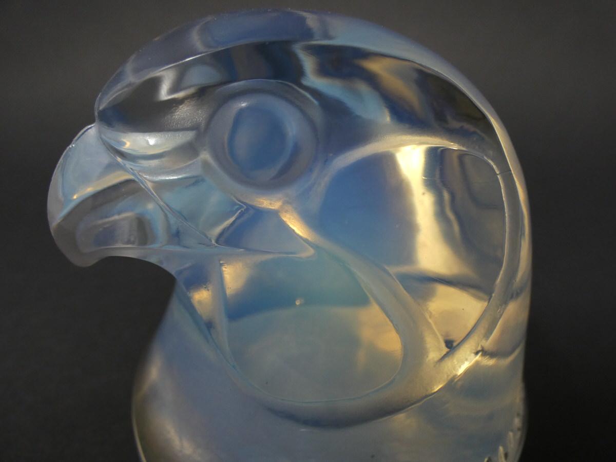 Early 20th Century Rene Lalique Glass Opalescent Tete d'epervier Falcon Mascot For Sale