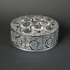Rene Lalique Glass 'Roger' Box, Art nouveau