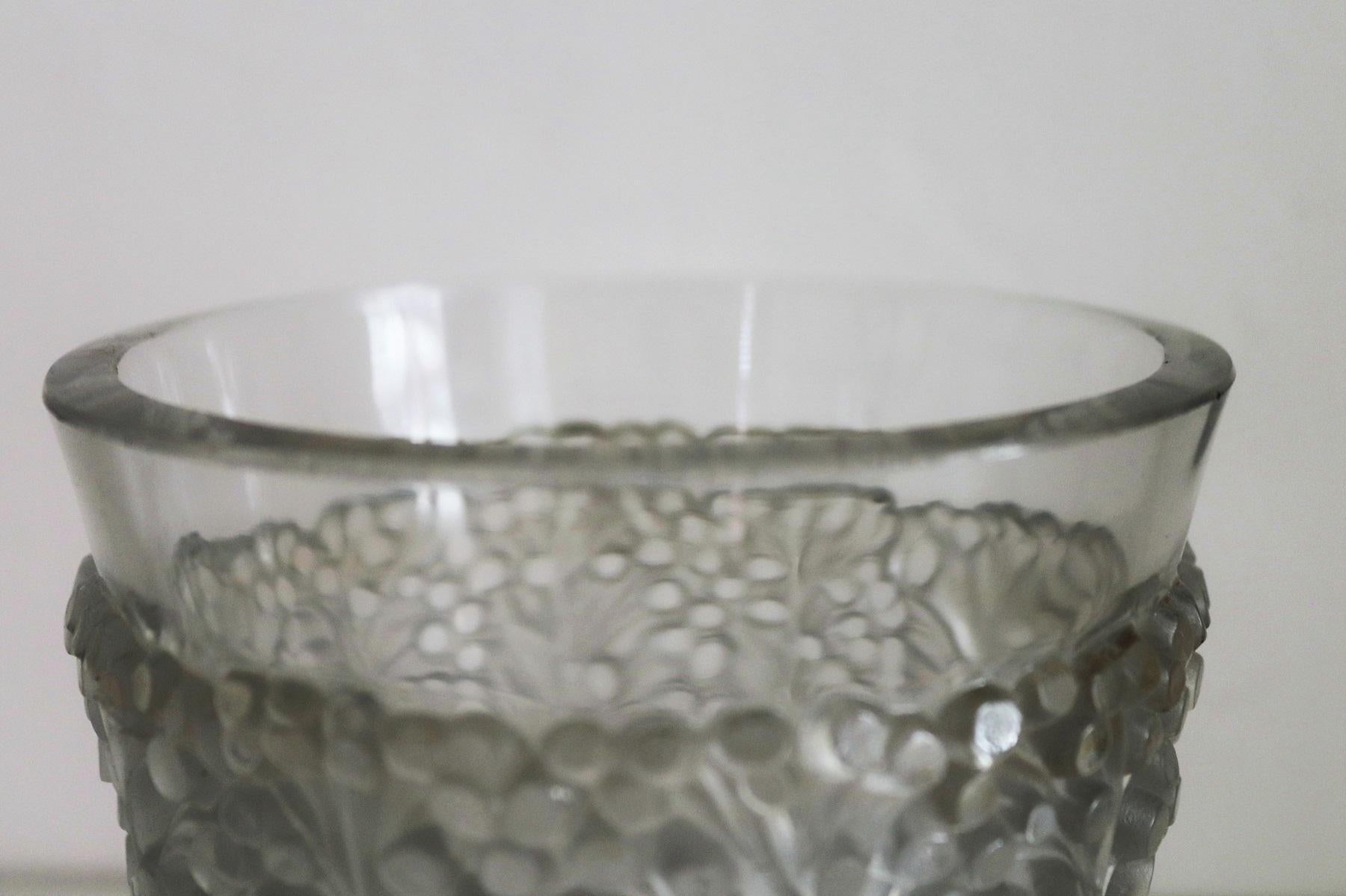 lalique vase with leaves