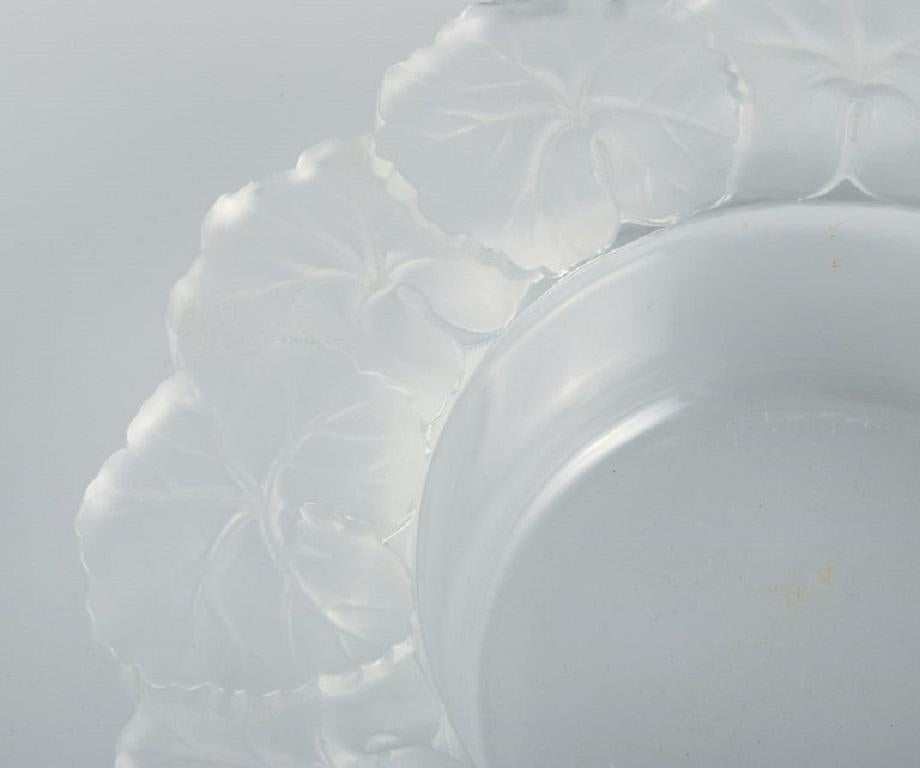 French Rene Lalique, Honfleur bowl in art glass. 1960/70s. For Sale