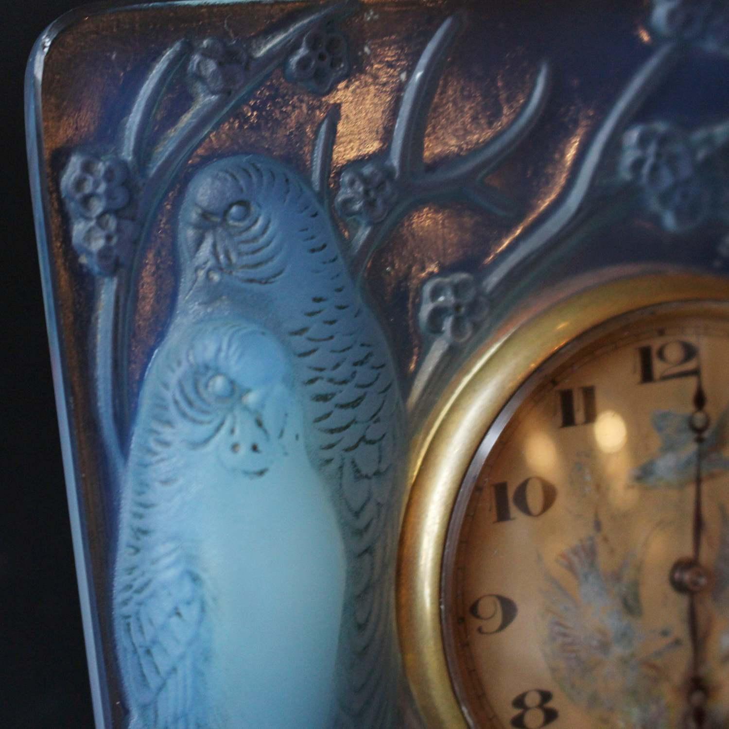 René Lalique 'Inseparables' Uhr im Zustand „Gut“ in Forest Row, East Sussex