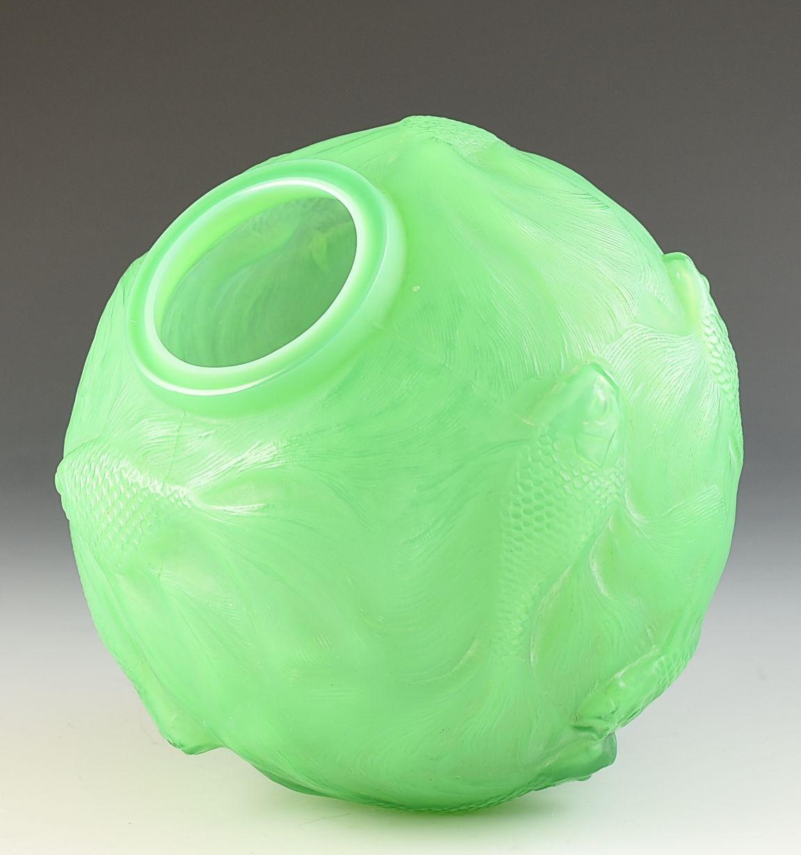 Stampato Lalique Greene & Greene Greene incassato Vaso di Formosa A.I.C. 1924 in vendita