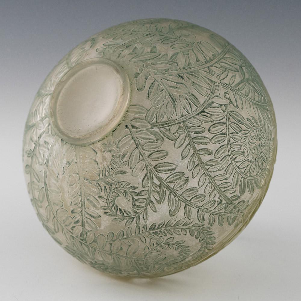 Vaso Lalique Lievres disegnato nel 1923 - Marcilhac 942 in vendita 3