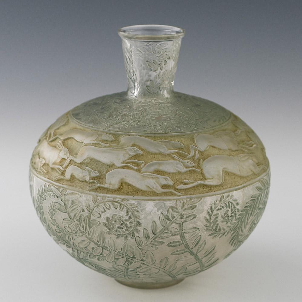 Vaso Lalique Lievres disegnato nel 1923 - Marcilhac 942 in vendita 1
