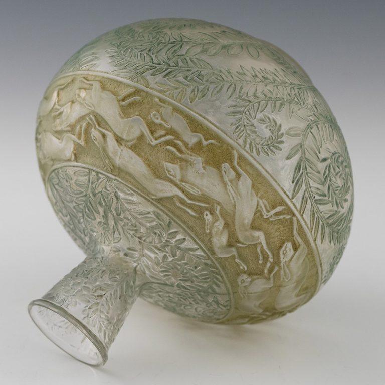 Vaso Lalique Lievres disegnato nel 1923 - Marcilhac 942 in vendita 2