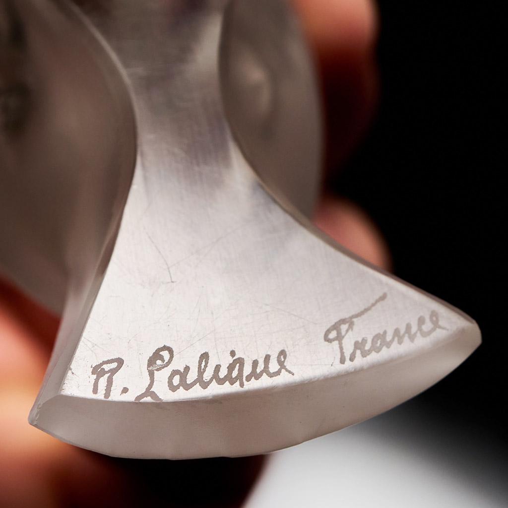 Rene Lalique Moineau Fier Glass Paperweight 1