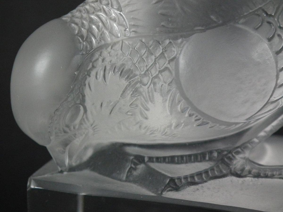 René Lalique 'Moineau Sur Socle Ailes Fermees' Paperweight 2