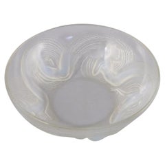 Retro René Lalique Molded Opalescent Glass "Calypso" Bowl