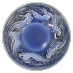 Ciotola in vetro opalescente con sirene nuotanti di René Lalique