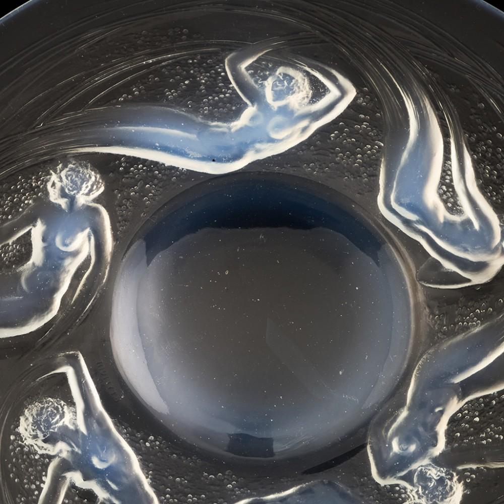 Early 20th Century René Lalique Ondines Plate Designed 1921 For Sale
