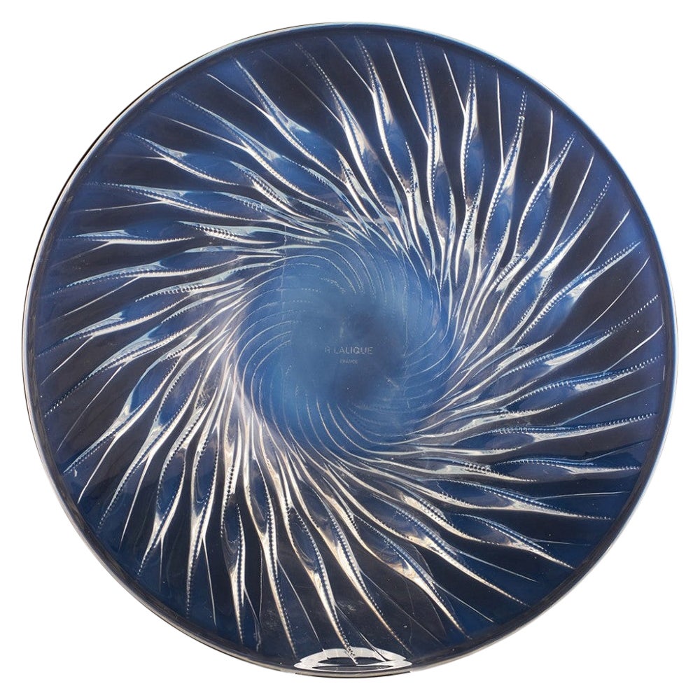 Rene Lalique Opalescent Algues Coupe Ouverte Designed 1933