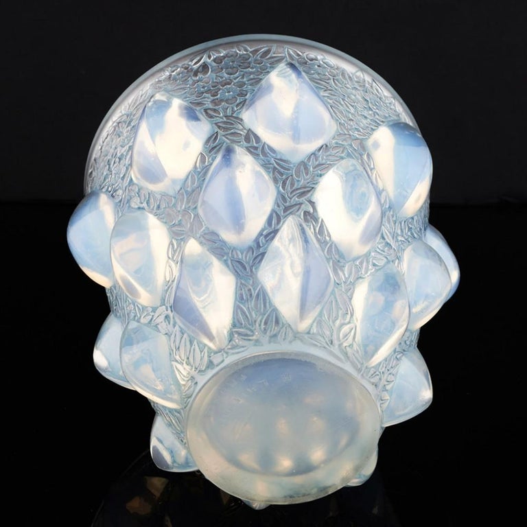 Molded Rene Lalique Opalescent and Stained Rampillon Vase Designed, 1927 For Sale