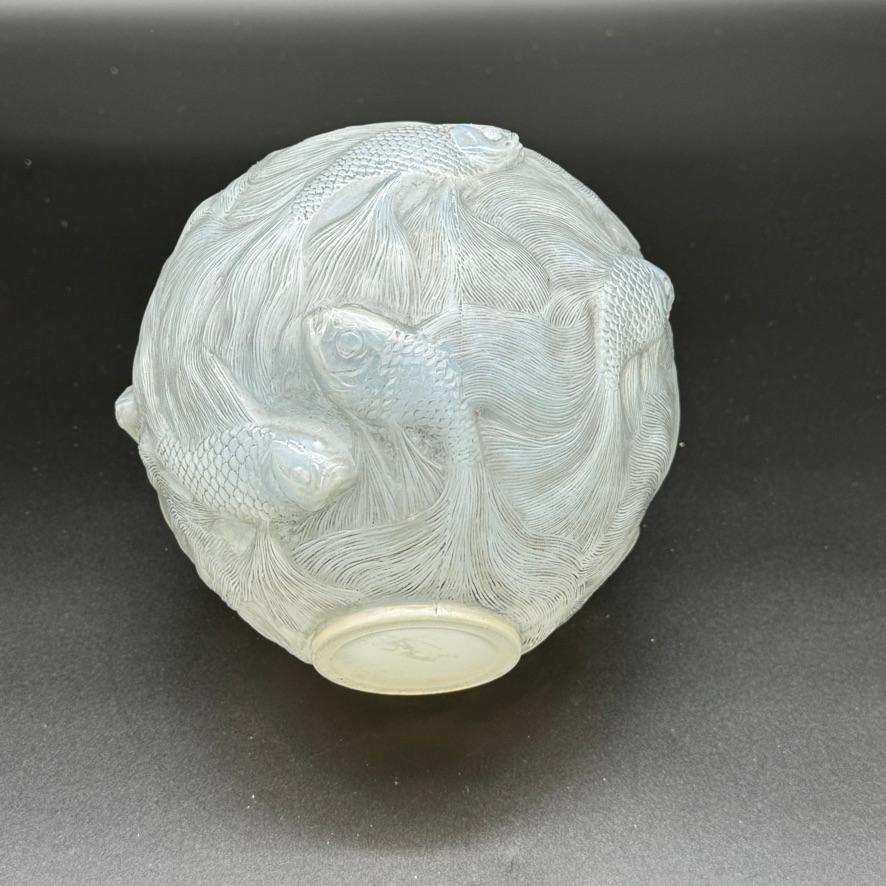 Blown Glass Rene Lalique Opalescent Art Deco Formose Vase