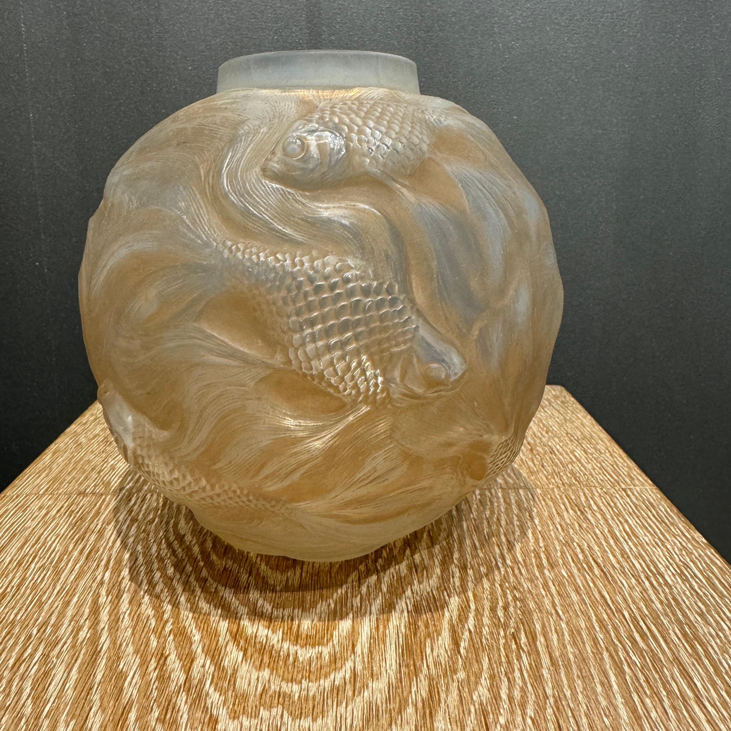 Rene Lalique Opalescent Art Deco Formose Vase For Sale 2