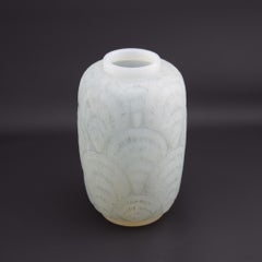 Rene Lalique Opalescent Coquilles vase C1920