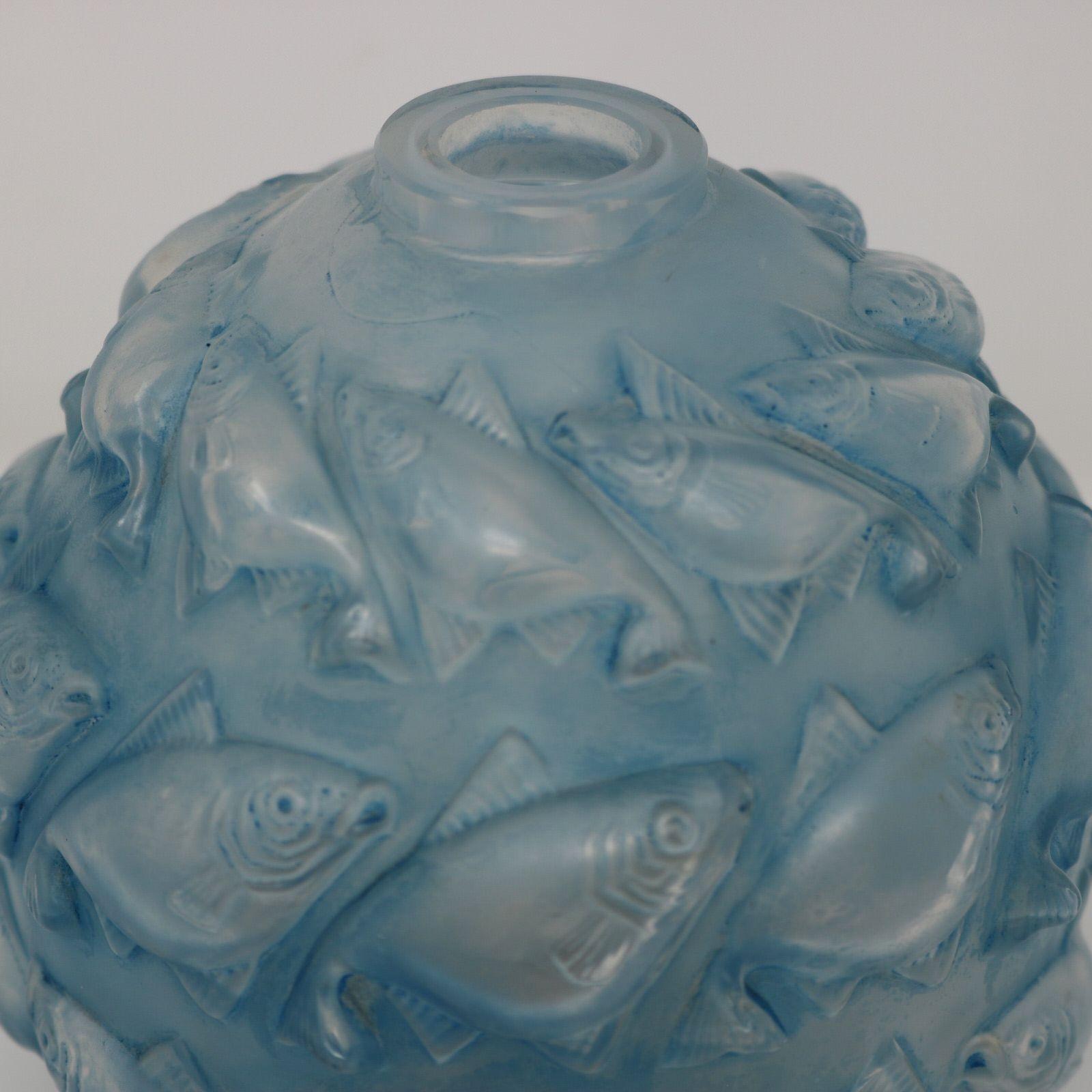 English Rene Lalique Opalescent Glass Blue Stain 'Camaret' Vase For Sale