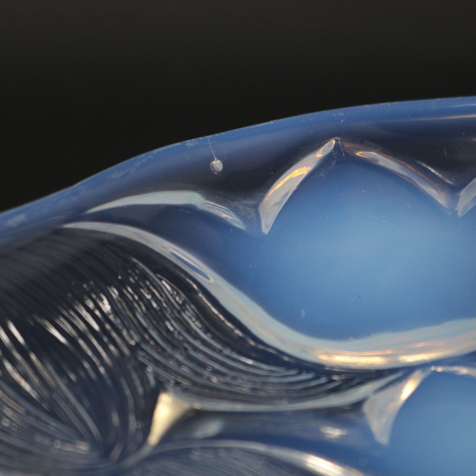 Assiette Campanules en verre opalescent Rene His en vente 7