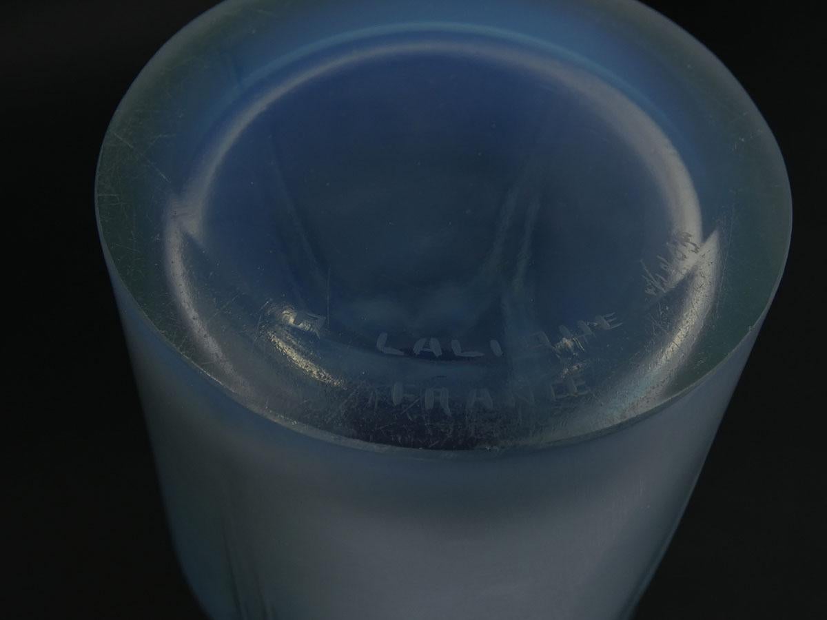 French Rene Lalique Opalescent Glass 'Ceylan' Vase