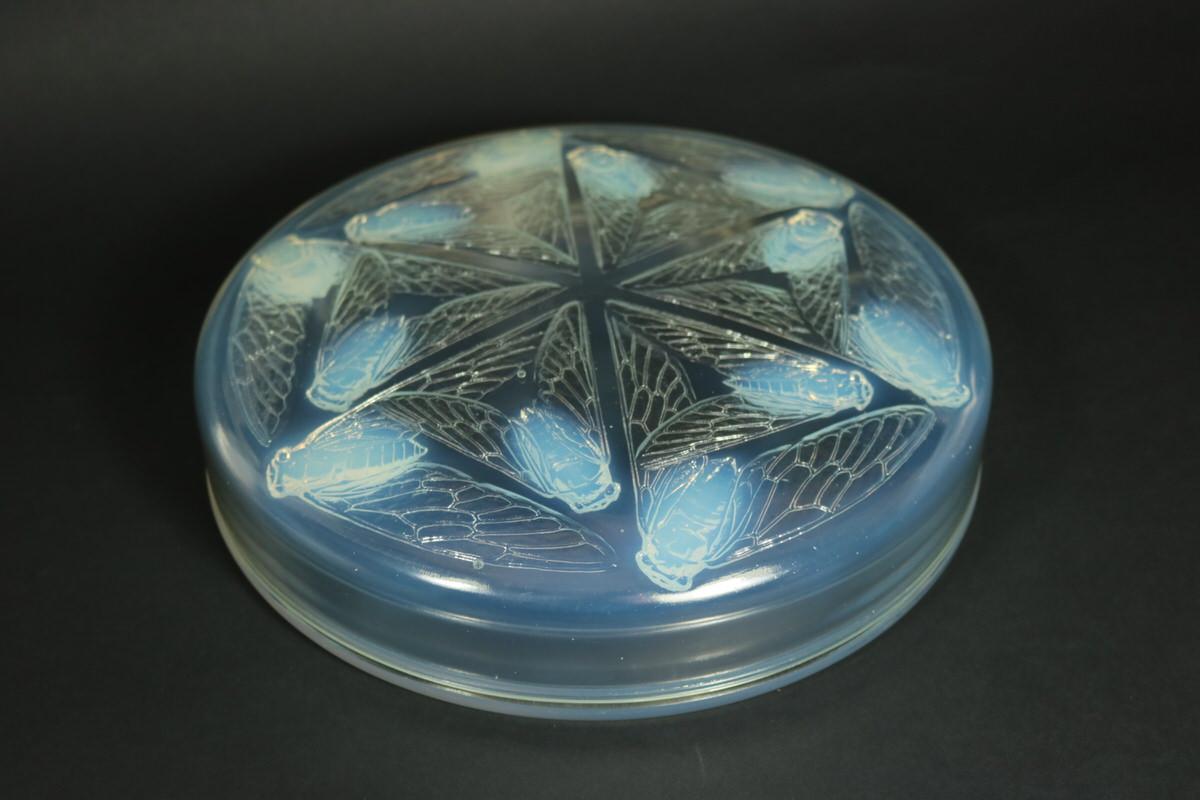 French Rene Lalique Opalescent Glass 'Cigales' Box